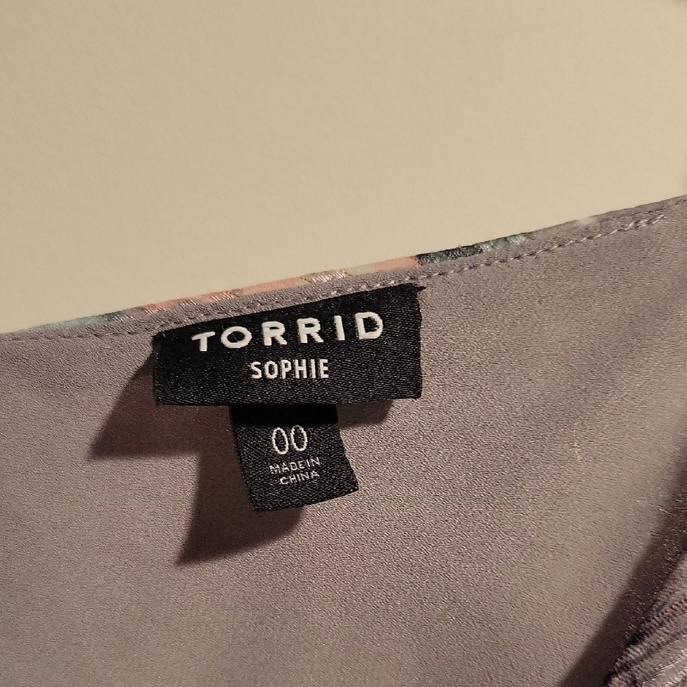 Torrid Spaghetti Strap Sophie Top - Picture 5 of 6